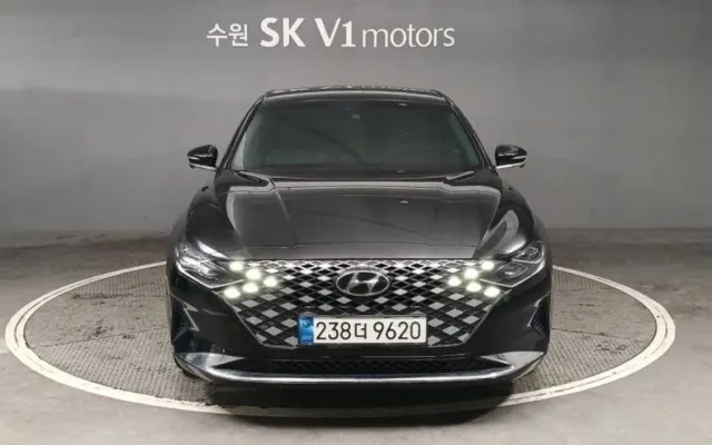 수원중고자동차직거래사이트 더 뉴 그랜저 IG 2.5 프리미엄 매물 사진 7 - 2022/09 132,551km